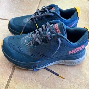 Hoka Stinson ATR 6. Used but great condition. Size 8.5